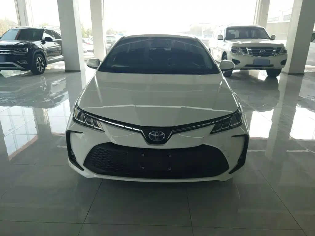 Toyota Corolla — фото 3