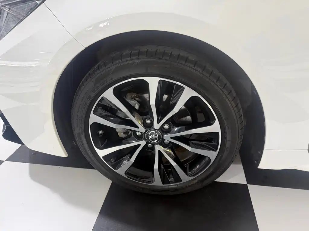 Toyota Levin — фото 18