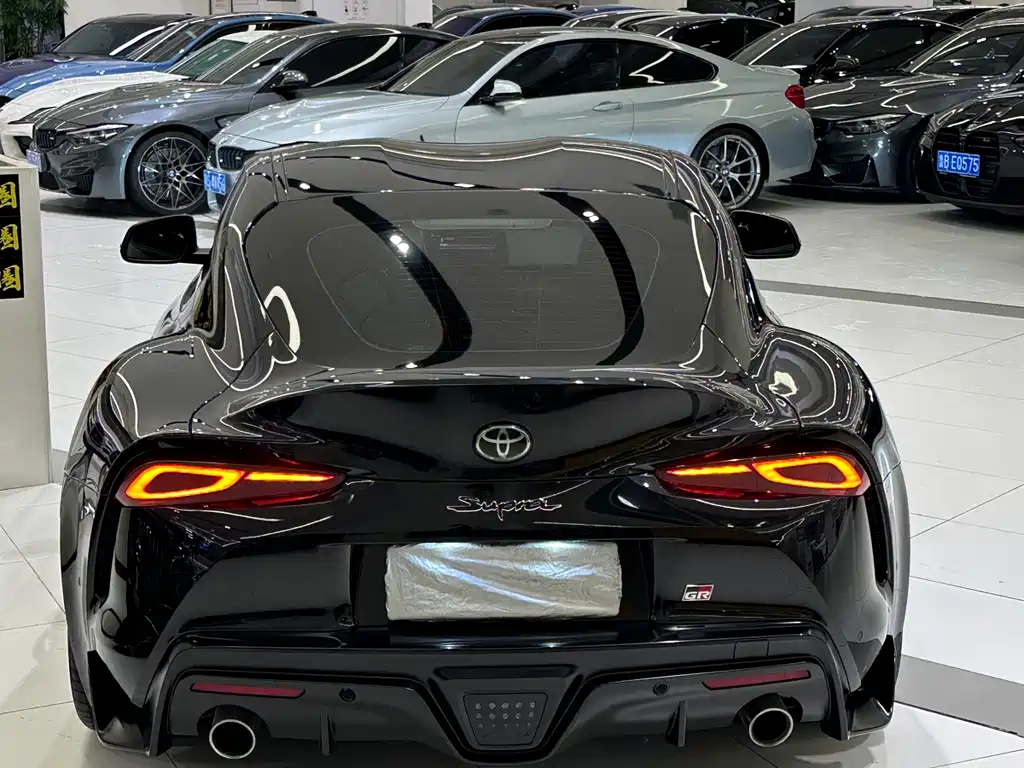Toyota Supra — фото 4