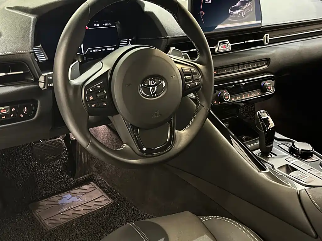 Toyota Supra — фото 6