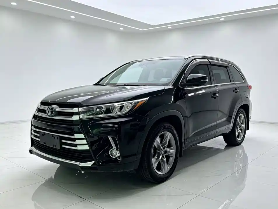 Toyota Highlander — фото 2