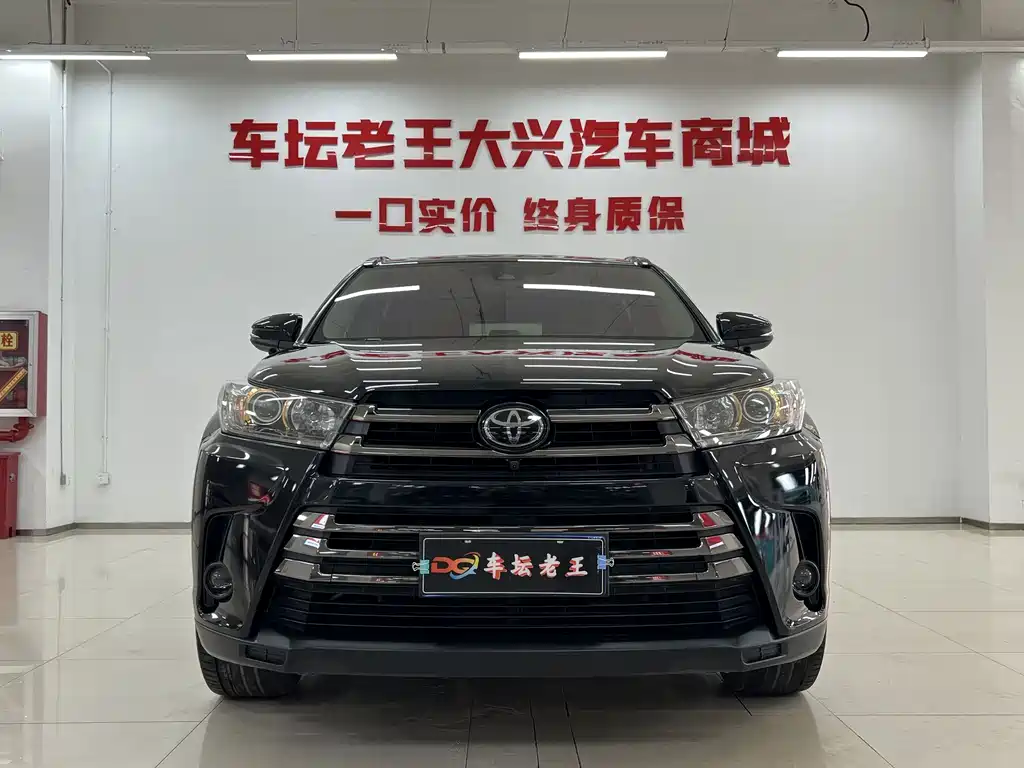 Toyota Highlander — фото 2
