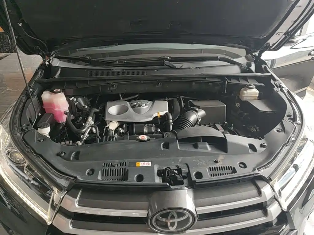 Toyota Highlander — фото 20
