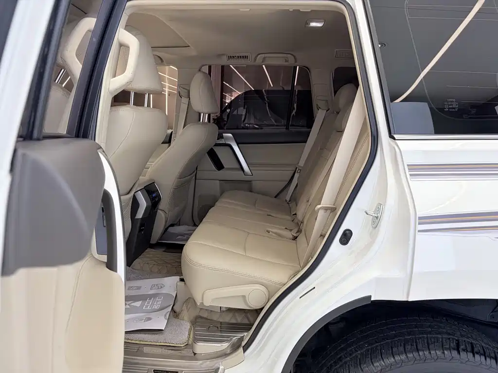 Toyota Prado (Import) — фото 19