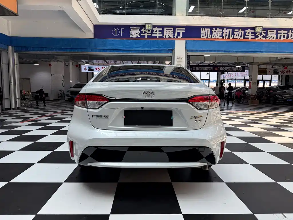 Toyota Levin — фото 18