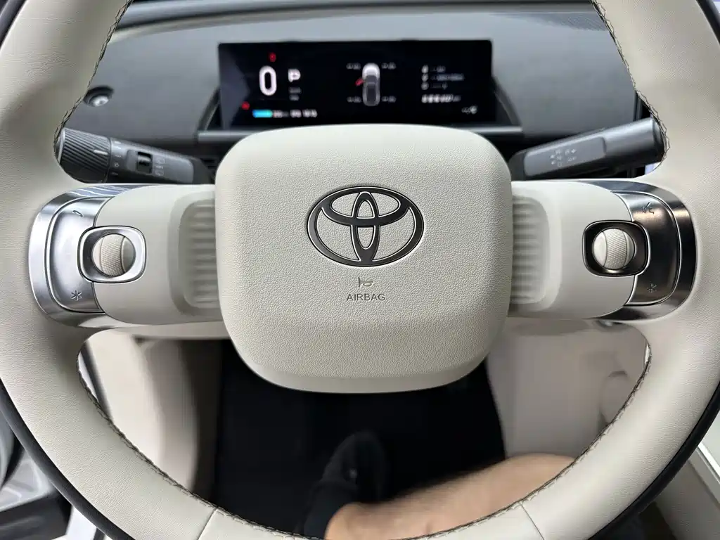 Toyota bZ3X — фото 14