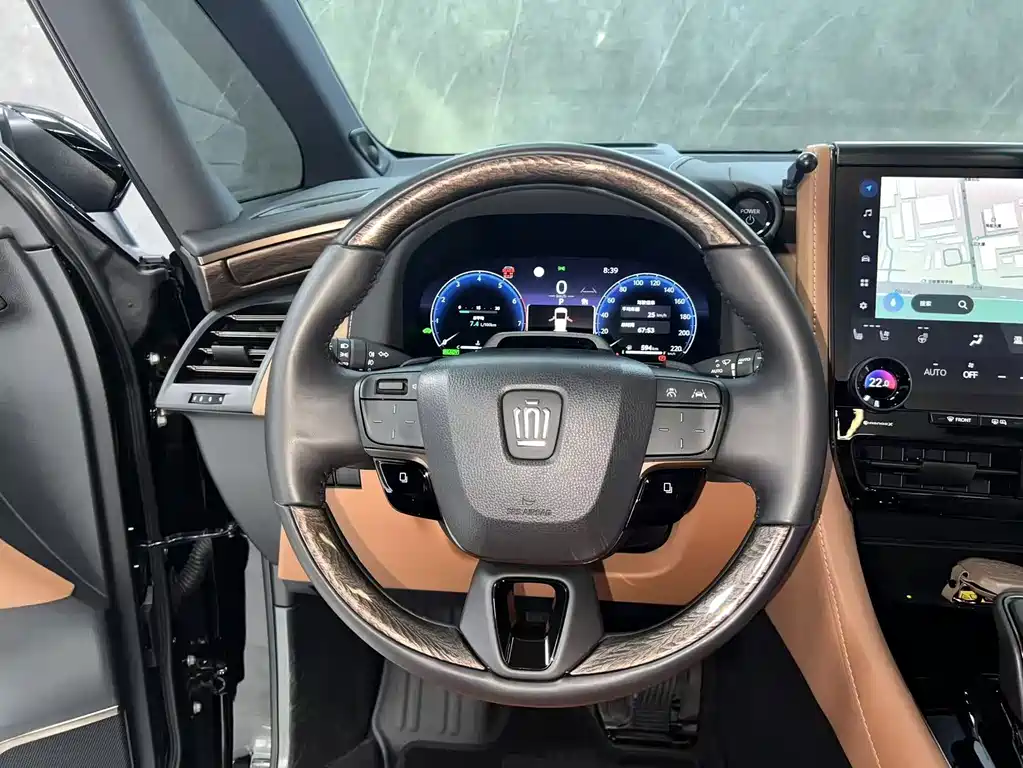 Toyota Vellfire — фото 14
