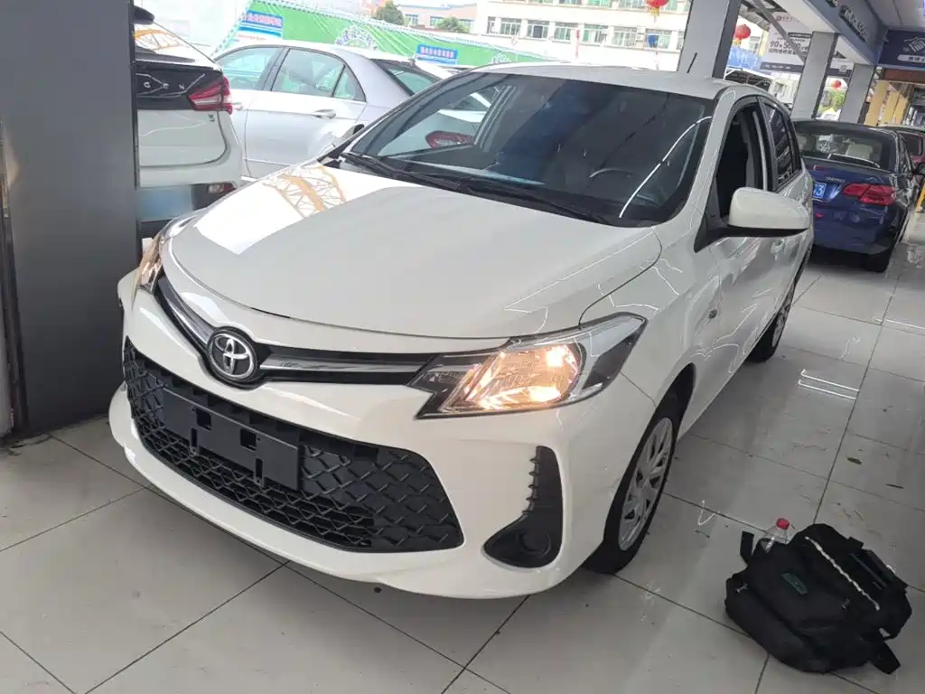 Toyota Vios FS — фото 2