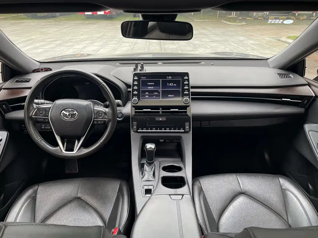 Toyota Avalon — фото 15