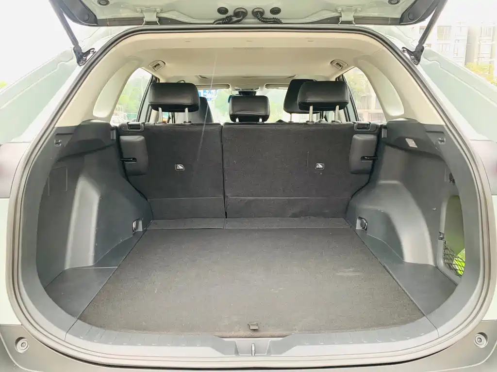 Toyota RAV4 — фото 16