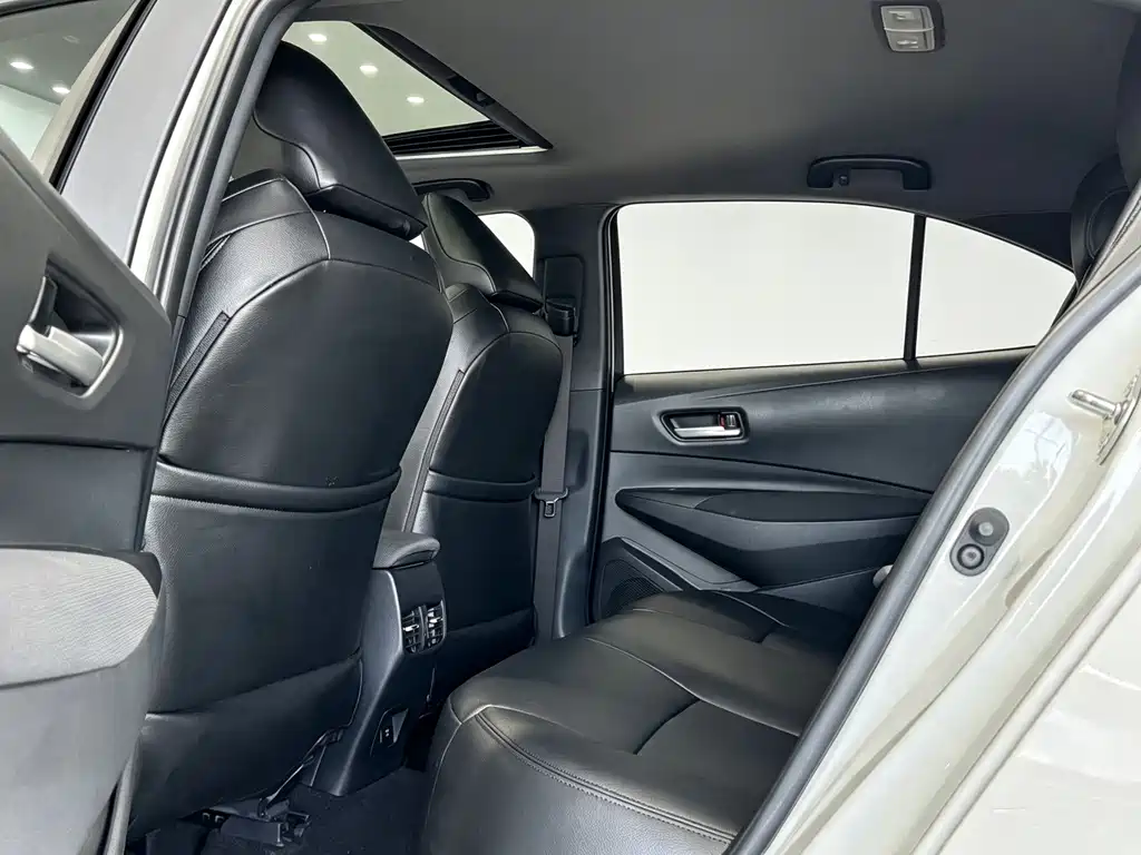 Toyota Levin — фото 11