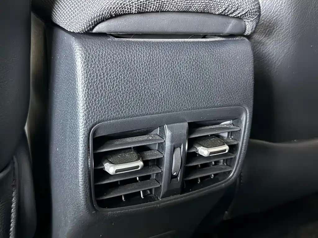Toyota Levin — фото 18