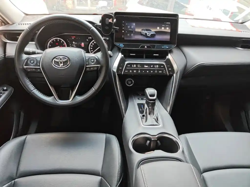 Toyota Venza — фото 10