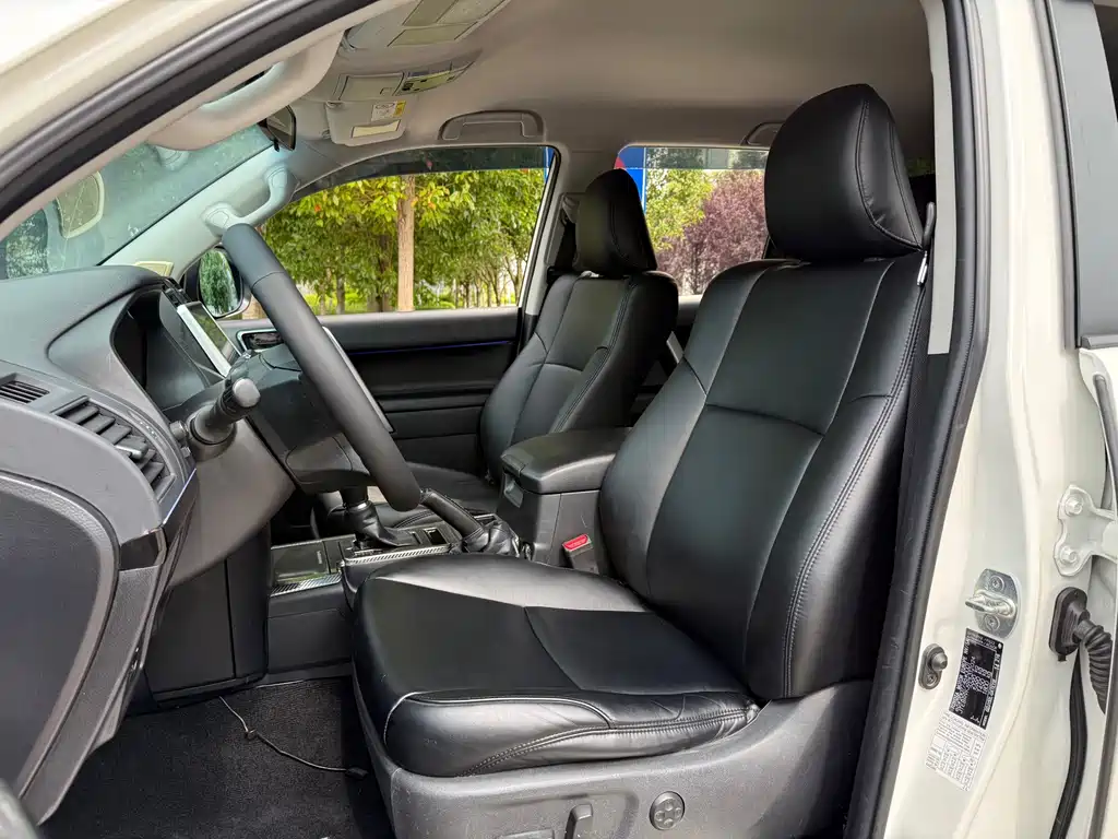 Toyota Prado (Import) — фото 7