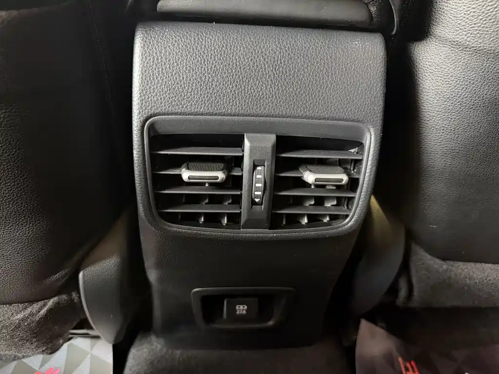 Toyota Levin — фото 10