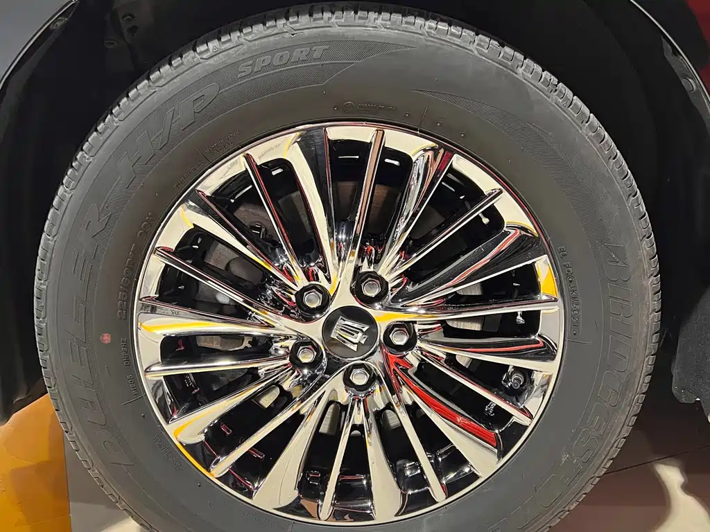 Toyota Vellfire — фото 5