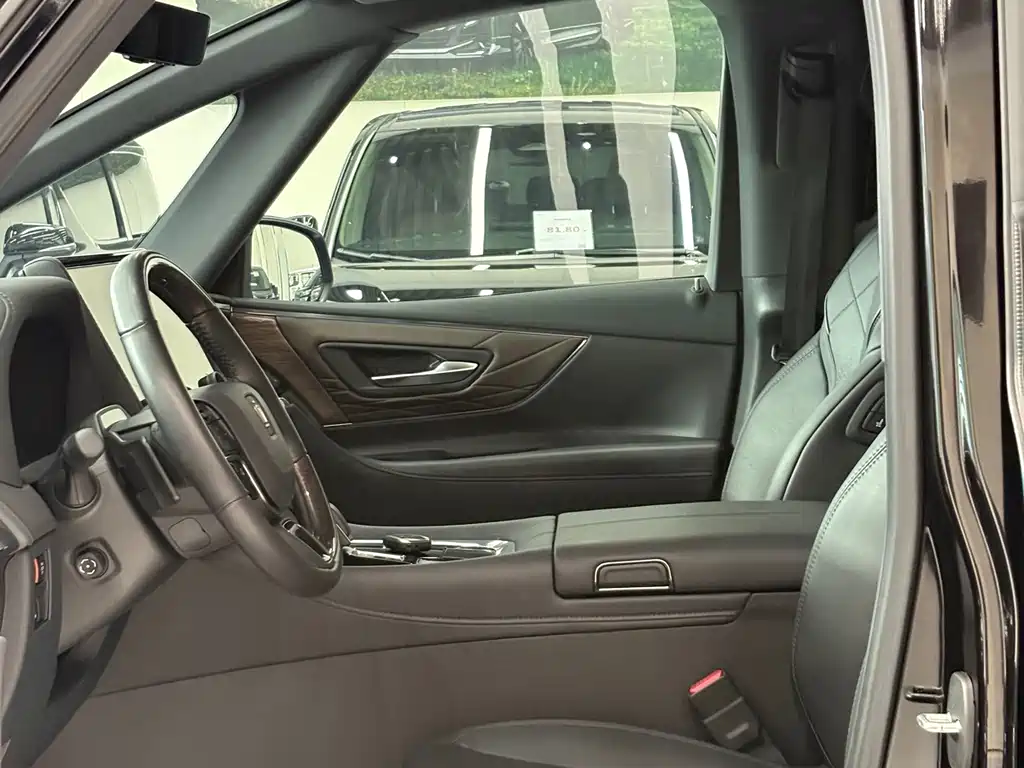 Toyota Vellfire — фото 5