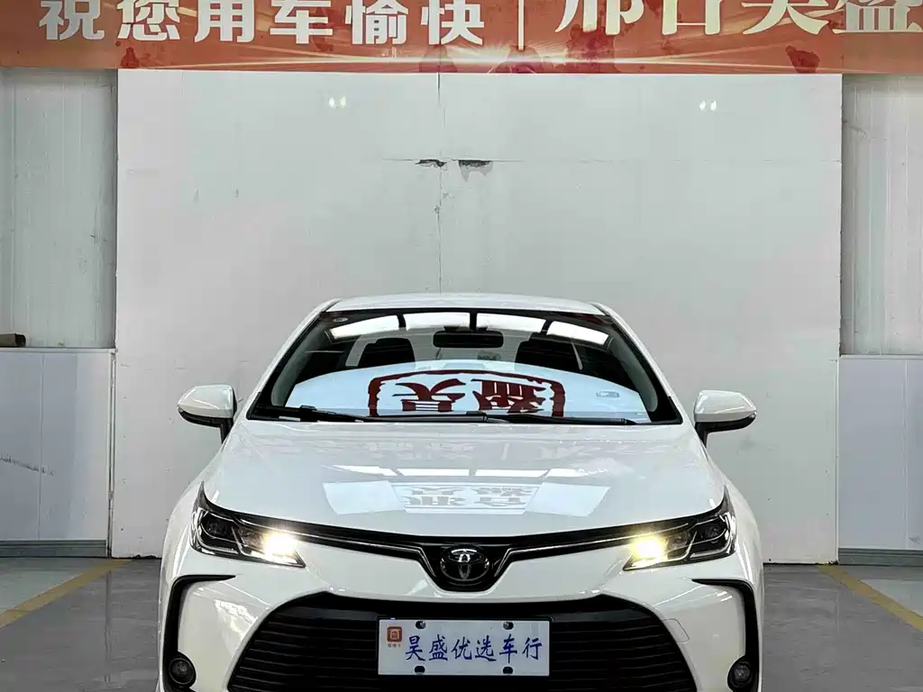 Toyota Corolla — фото 2
