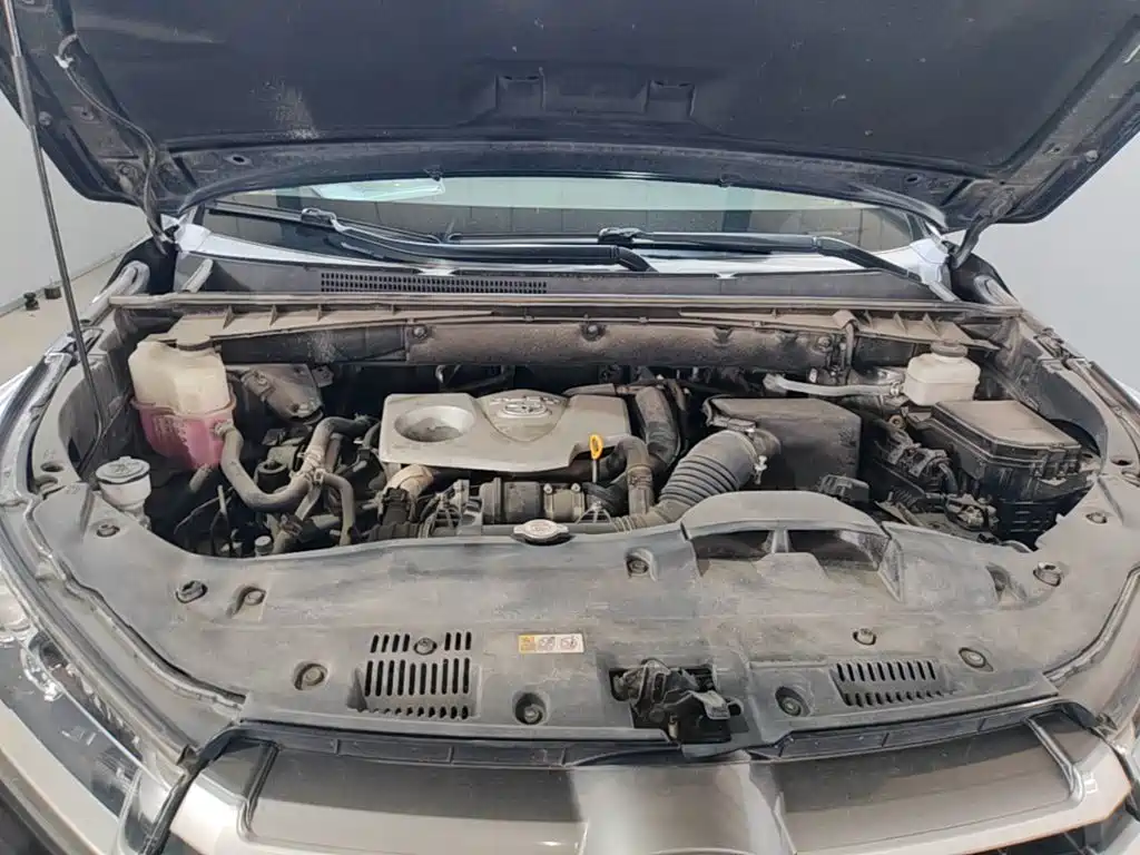 Toyota Highlander — фото 16