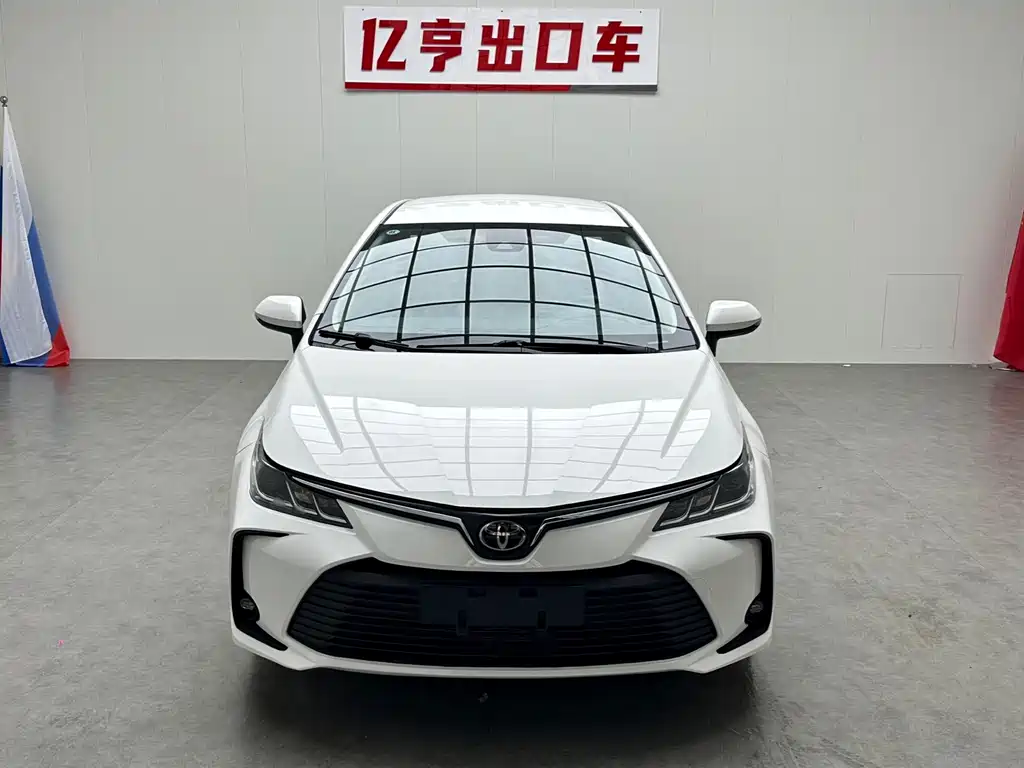 Toyota Corolla — фото 2