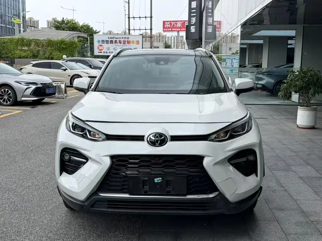 Toyota Wildlander — фото 2