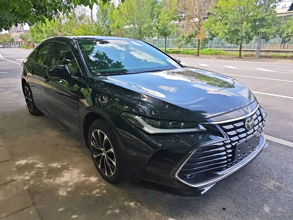 Toyota Avalon — фото 4