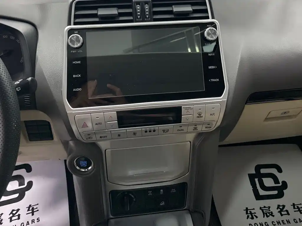 Toyota Prado (Import) — фото 18