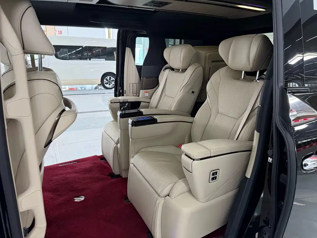 Toyota Vellfire — фото 15