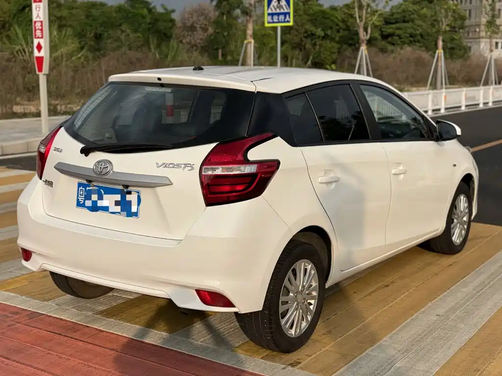 Toyota Vios FS — фото 3