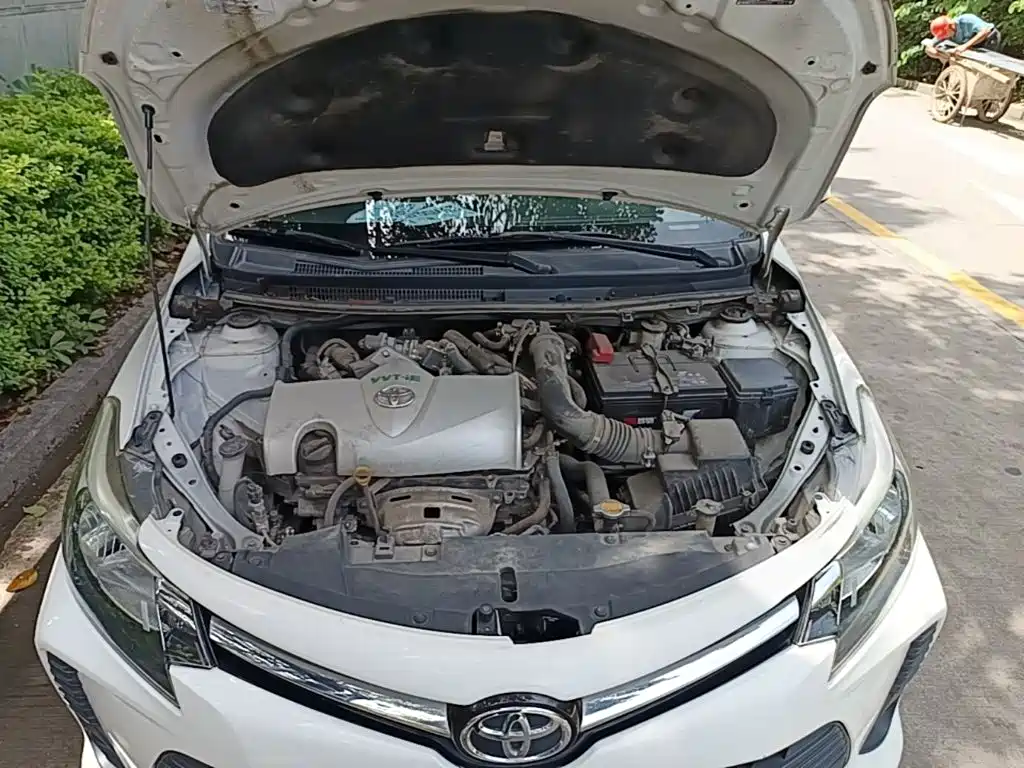 Toyota Vios — фото 20