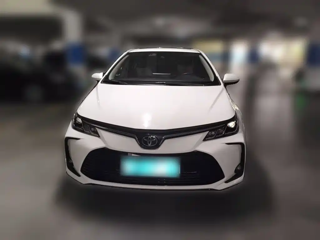 Toyota Corolla — фото 24