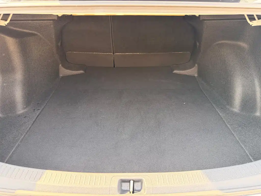 Toyota Levin — фото 17