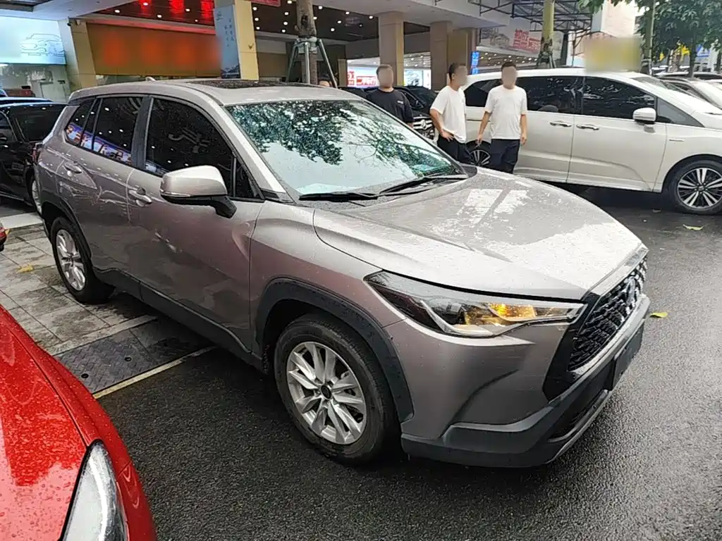 Toyota Corolla Cross — фото 4