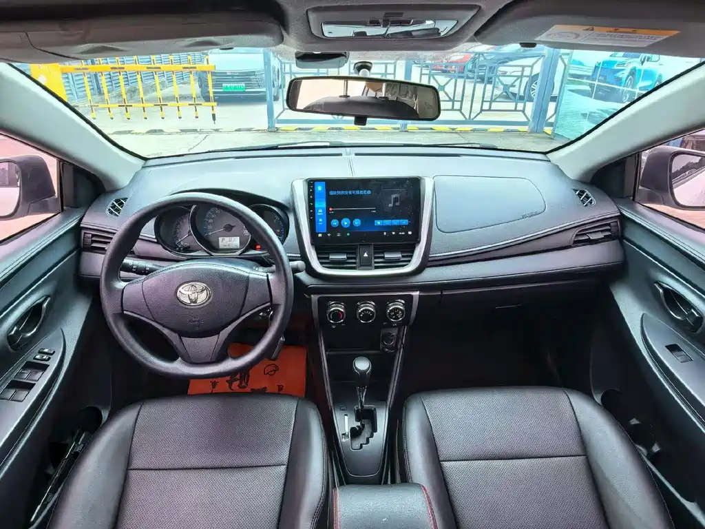 Toyota Vios — фото 6