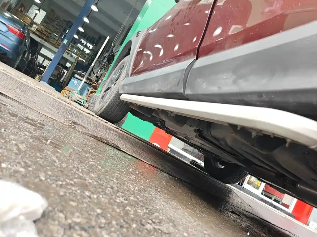 Toyota RAV4 — фото 18
