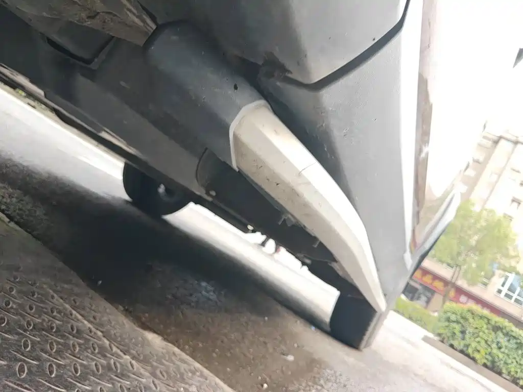 Toyota RAV4 — фото 19