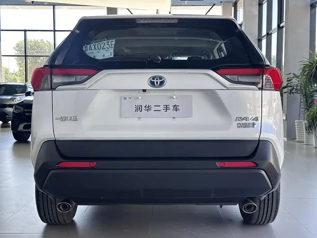 Toyota RAV4 Prime — фото 4