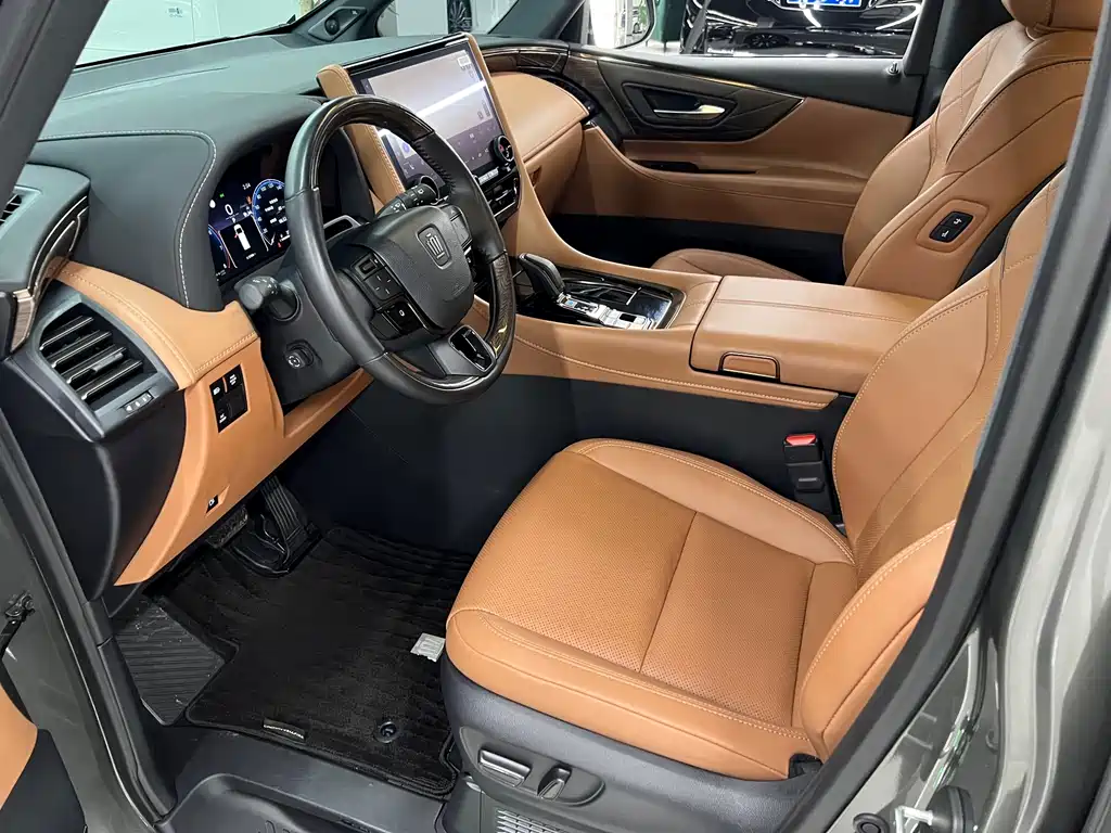 Toyota Vellfire — фото 21