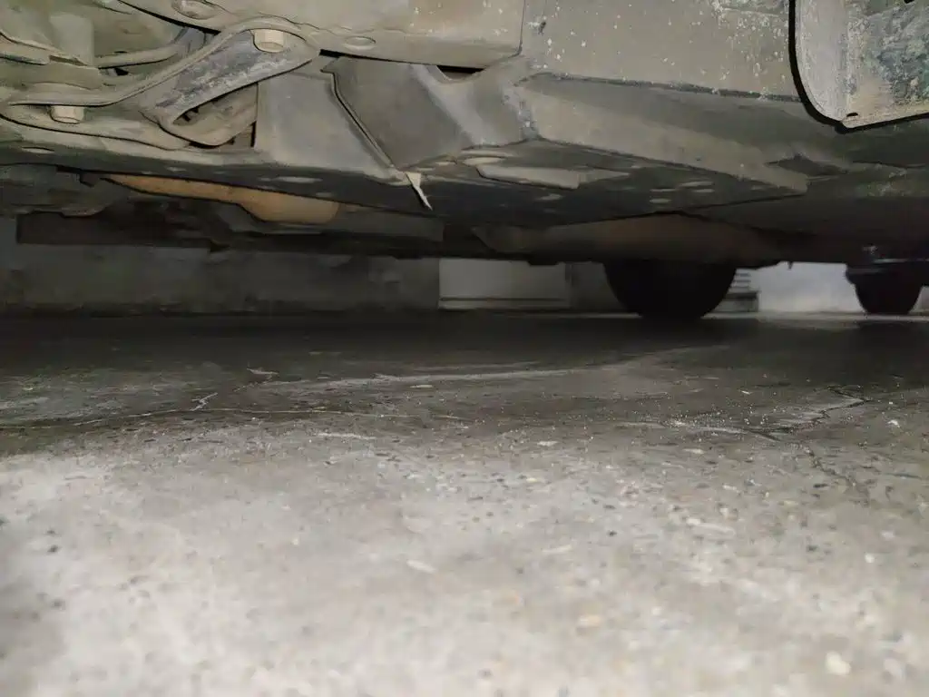 Toyota RAV4 — фото 19