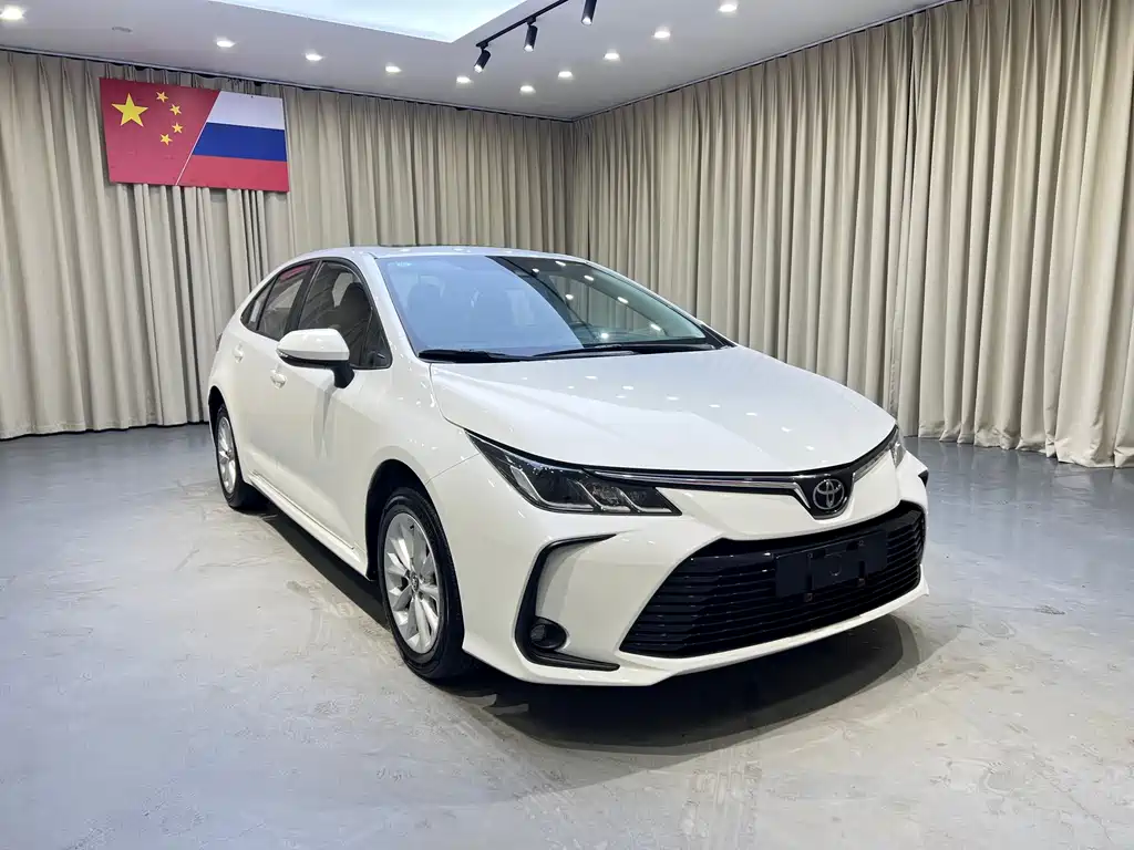 Toyota Corolla — фото 3
