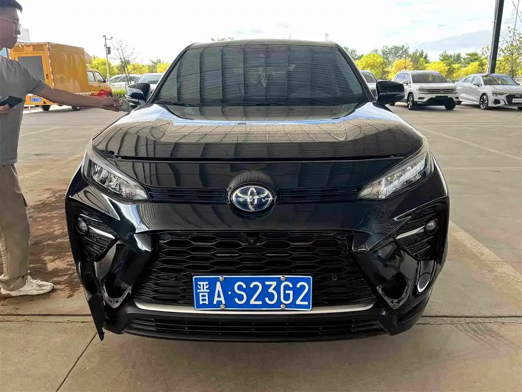 Toyota Wildlander — фото 2
