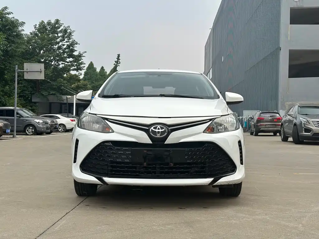 Toyota Vios FS — фото 2
