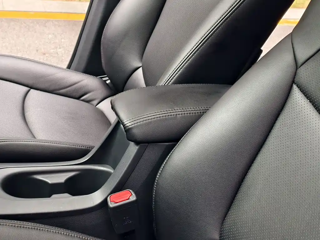 Toyota Corolla Cross — фото 45
