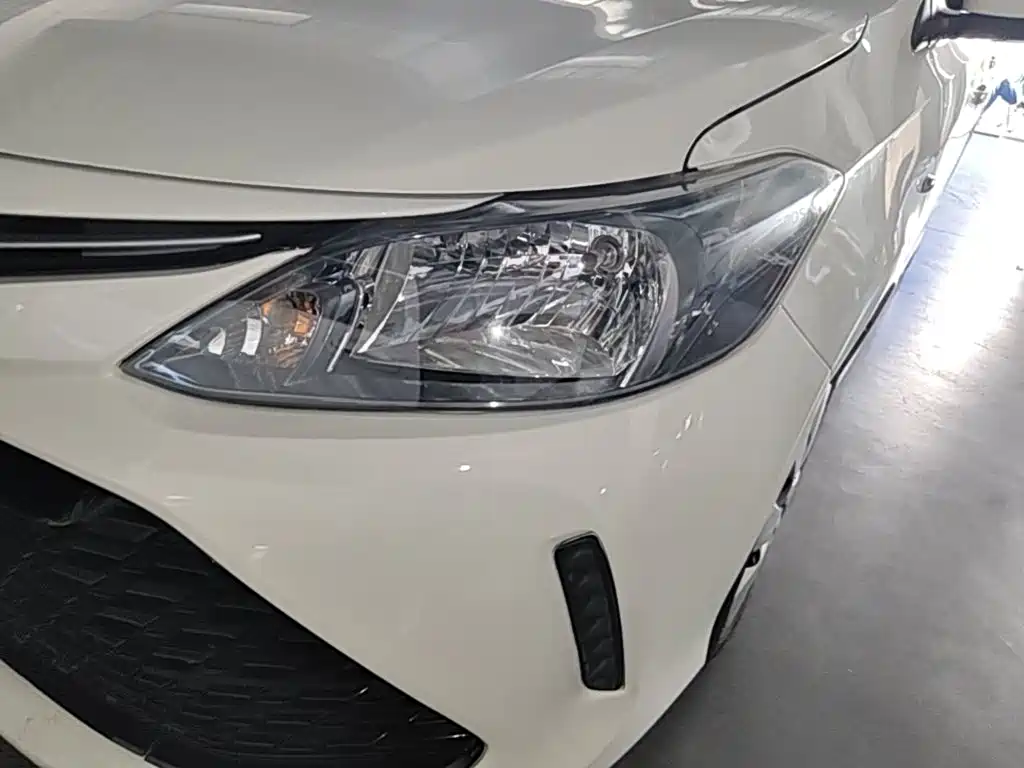 Toyota Vios FS — фото 24
