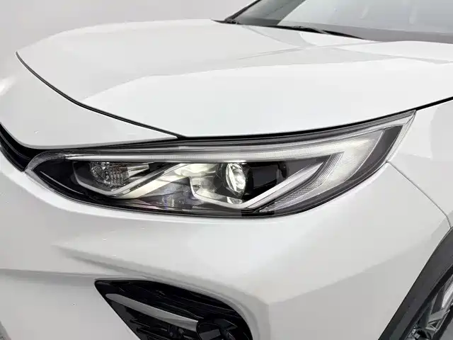 Toyota Wildlander — фото 14