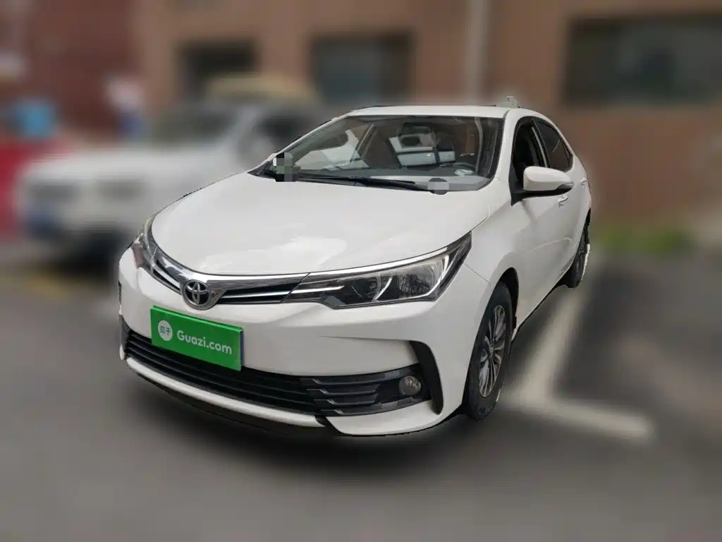 Toyota Corolla — фото 2