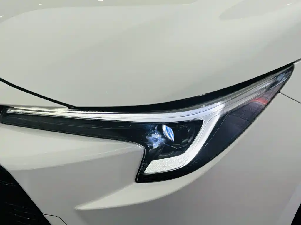 Toyota Levin — фото 11