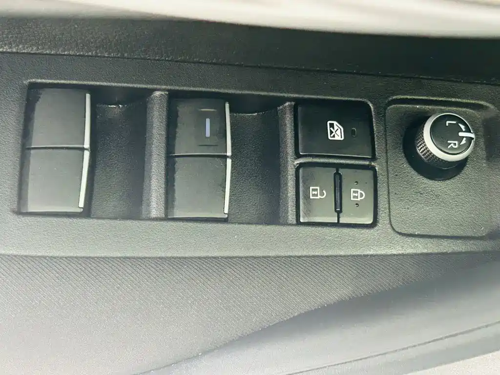 Toyota Levin — фото 18