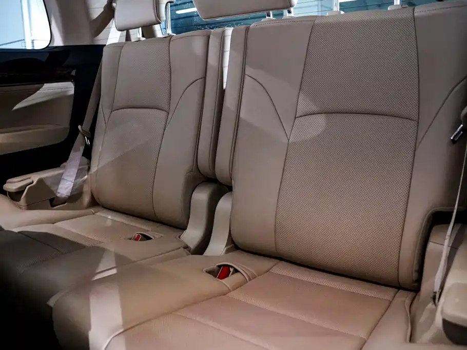 Toyota Alphard — фото 27