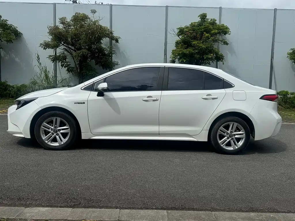 Toyota Levin — фото 13